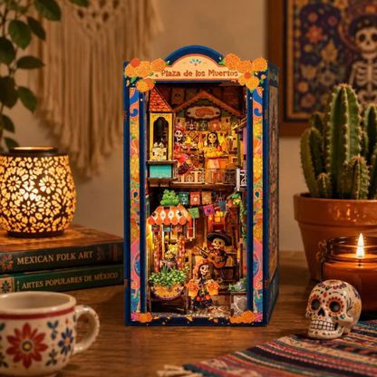 Plaza de los Muertos
